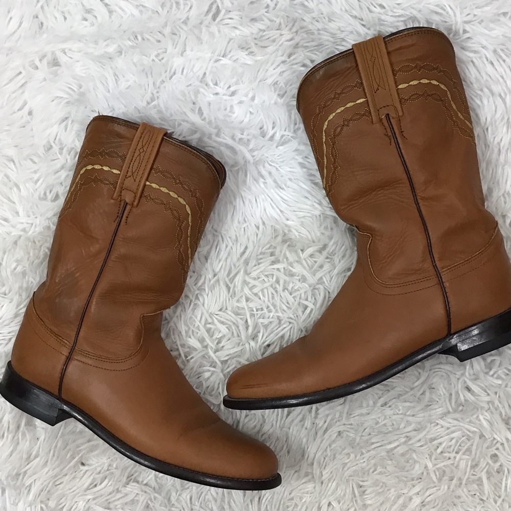 Justin Boots tan leather embroidered cowboy boots L3650 6.5